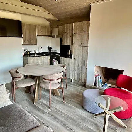 Sejour Lumineux Avec Vue Sur Les Cimes