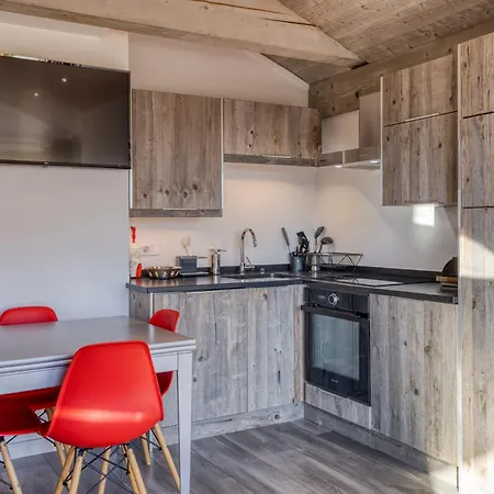 Sejour Lumineux Avec Vue Sur Les Cimes